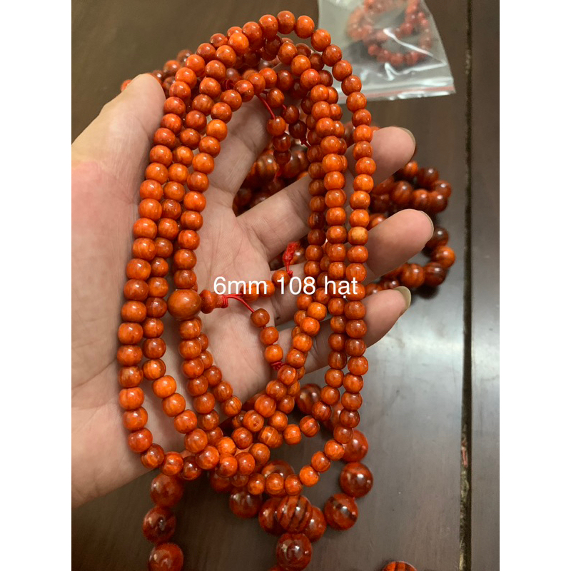 Chuỗi hạt gỗ huyết long 4mm 6mm 8mm 108 hạt đậm dầu thấu quang . vòng quấn tay ,vòng phong thuỷ.