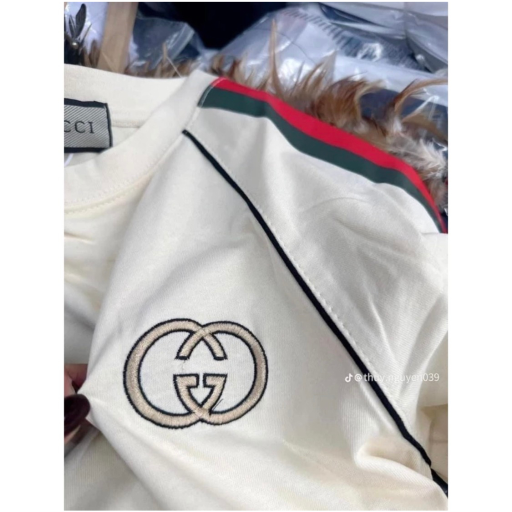 Áo Phông Gucci Chất Cotton Co Dãn 4 Chiều Thêu Chữ GG Phong Cách Boy Phố - Áo Phông Thêu Soc Xanh Đỏ Hottrend 2023