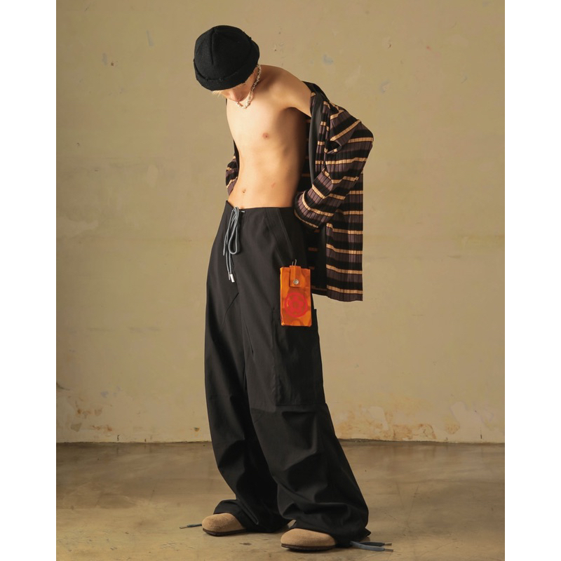 QUẦN CARGO PARACHUTE VẢI KAKI - VINTAGE PANTS 67%