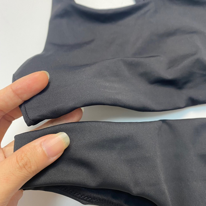 Size XS - Bikini 2 mảnh dáng thể thao màu đen Athleta, chất dày mềm, quần 1/3 mông