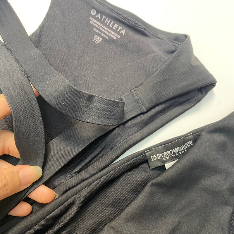 Size XS - Bikini 2 mảnh dáng thể thao màu đen Athleta, chất dày mềm, quần 1/3 mông