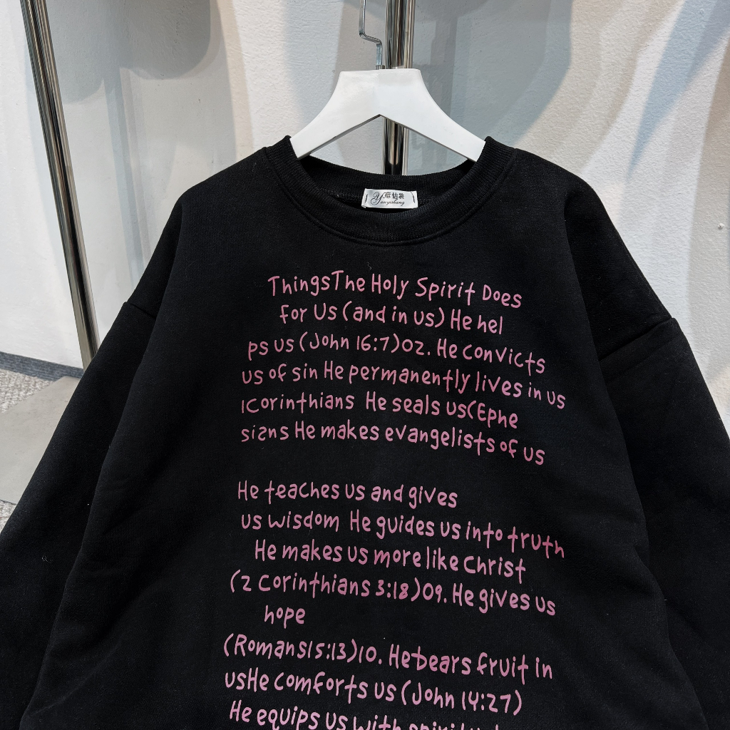 Áo Sweater CHỮ NỔI BẬT Chất Nỉ Bông Dáng Rộng Nam Nữ Mặc Xinh | BigBuy360 - bigbuy360.vn