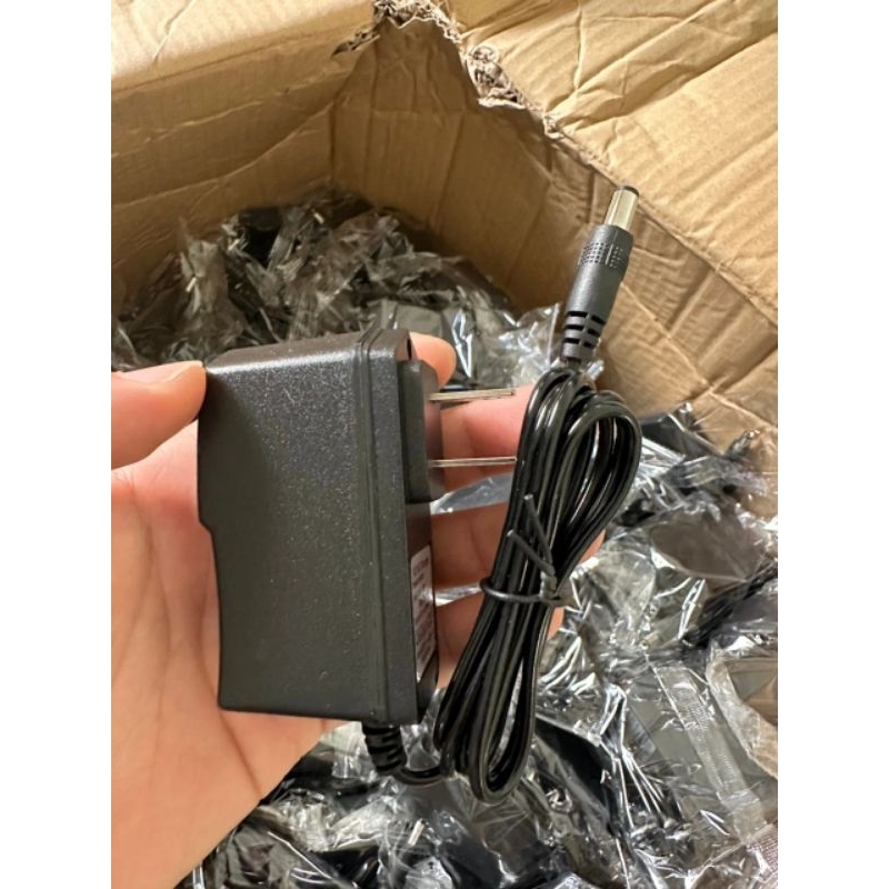 Sạc xe điện trẻ em 12V và 6V có đèn báo