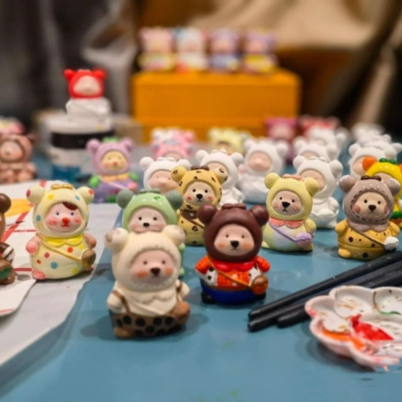 Set tô tượng nhân vật hoạt hình 3D thạch cao tặng kèm màu dụng cụ vẽ siêu xịn sò cho bé PAPAZUM