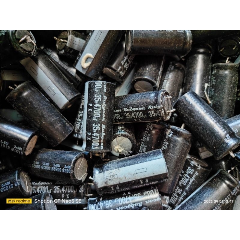 Tụ 35V 4700UF tháo máy