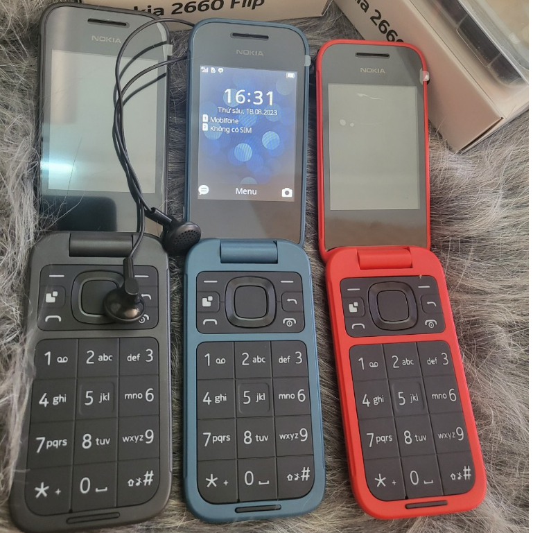 { BH 6 THÁNG } điện thoại giá rẻ nokia 2660 Filip sóng 4G 2sim. BẢO HÀNH 1 ĐỔI 1 TRONG 2 THÁNG