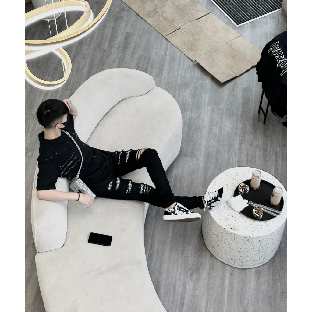 Quần Jean Nam Đen Đính Đá 4 Cúc Amiri Vintage, Quần Bò Nam Đen Vladak hoạ tiết đính đá hot trend