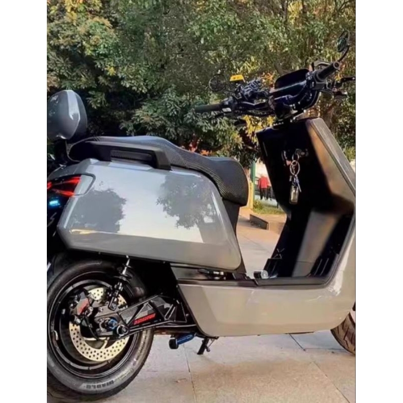 Gắp Qsmoto CNC dành cho xe máy điện