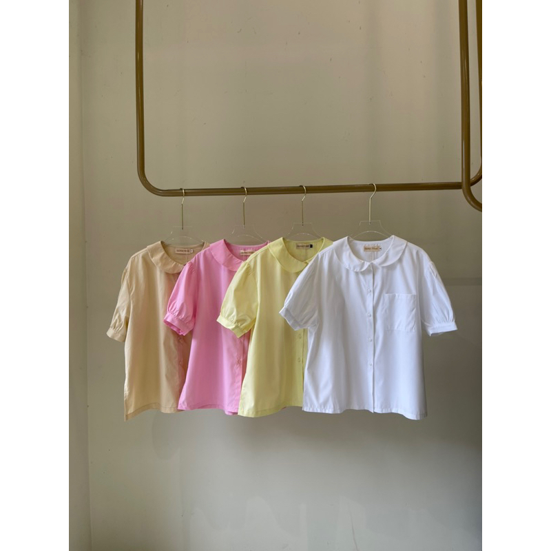 Áo cổ sen xẻ tà
