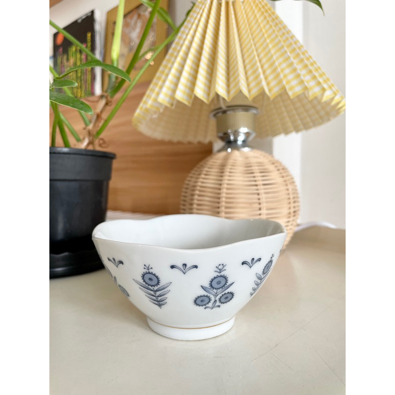 Cưng Ha Home -  - Chén sứ viền cánh hoa