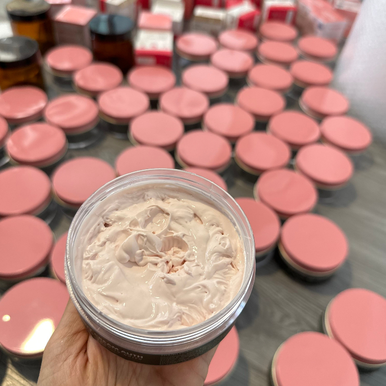 Kem Body Trắng Hồng Tự Nhiên, An Toàn Dành Cho Da Mỏng, Yếu, Có Tông Sẵn Body Cream Auth Hộp 150g, 300g, 500g