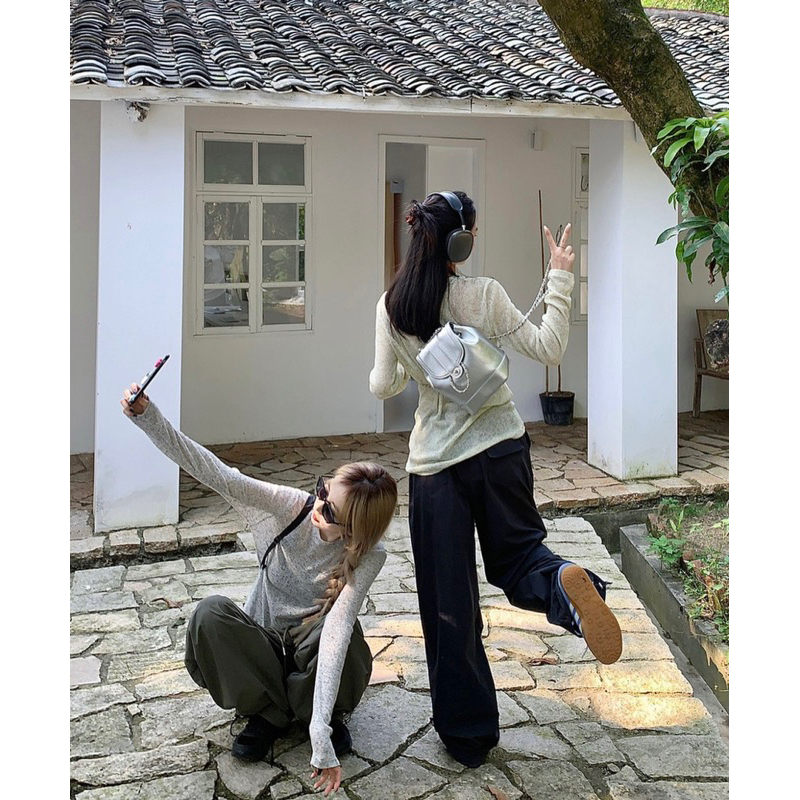Áo thun giấy mỏng tay dài Ulzzang