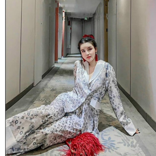 Pijama Lụa Cao Cấp Đồ Bộ Mặc Nhà Ngủ Nữ Chất Lụa Siêu Mềm Siêu Mịn - Sillk Homewear