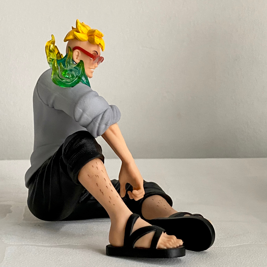 Mô hình Marco dáng ngồi cao 13cm - Mô hình Marco phượng hoàng dáng ngồi đeo kính - One piece figure marco