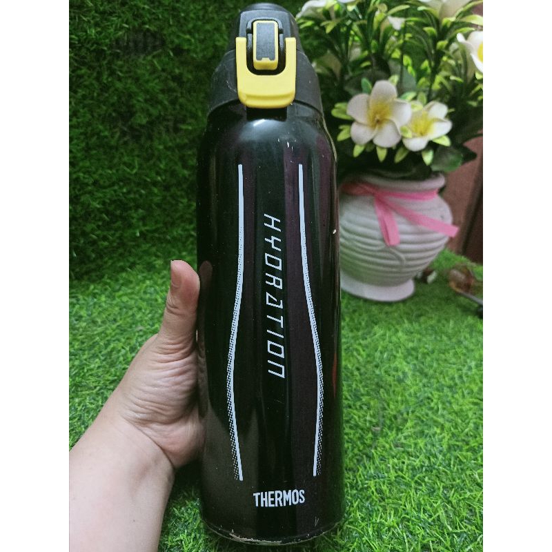 Bình giữ nhiệt hiệu Thermos