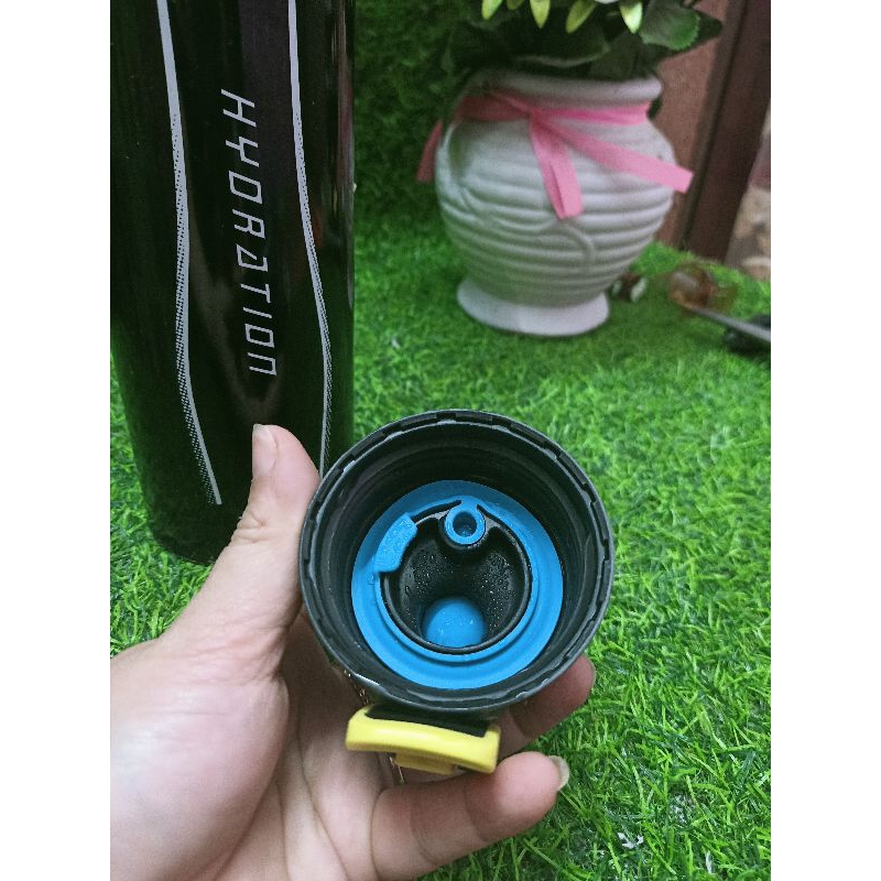 Bình giữ nhiệt hiệu Thermos