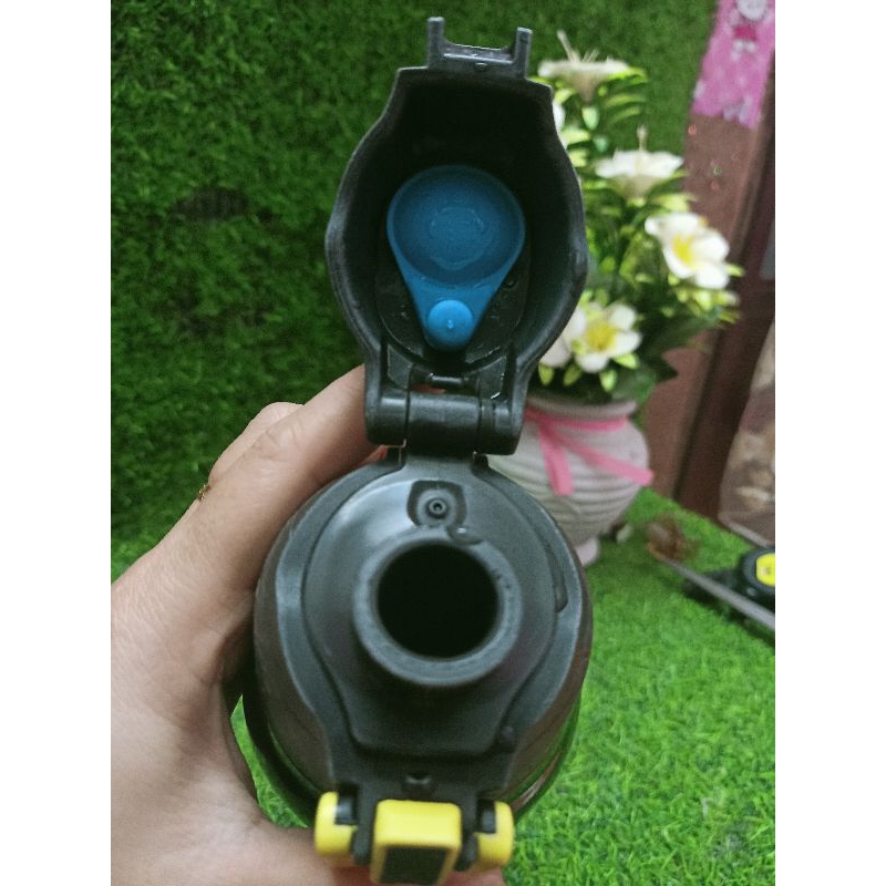 Bình giữ nhiệt hiệu Thermos