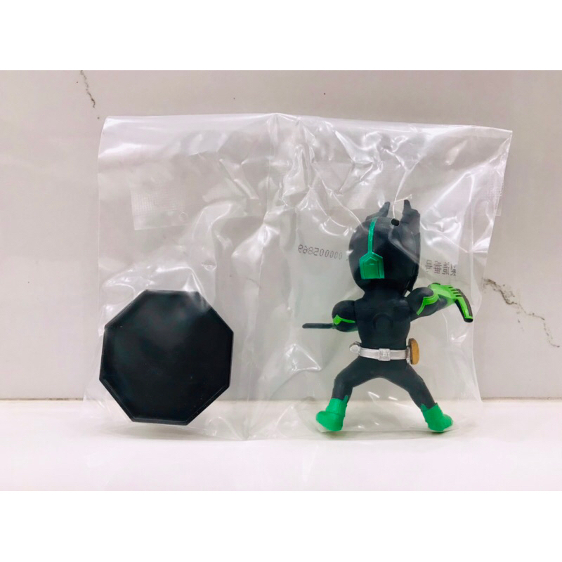 Mô hình Ichiban Kuji Deforme-X Kamen Rider OOO Gatakiriba