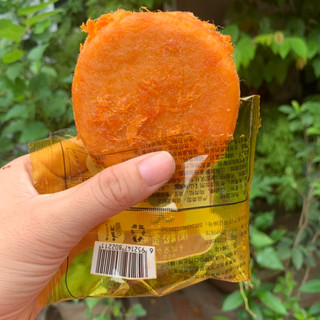 Lẻ 1 chiếc bánh Ruốc Gấu thơm ngon