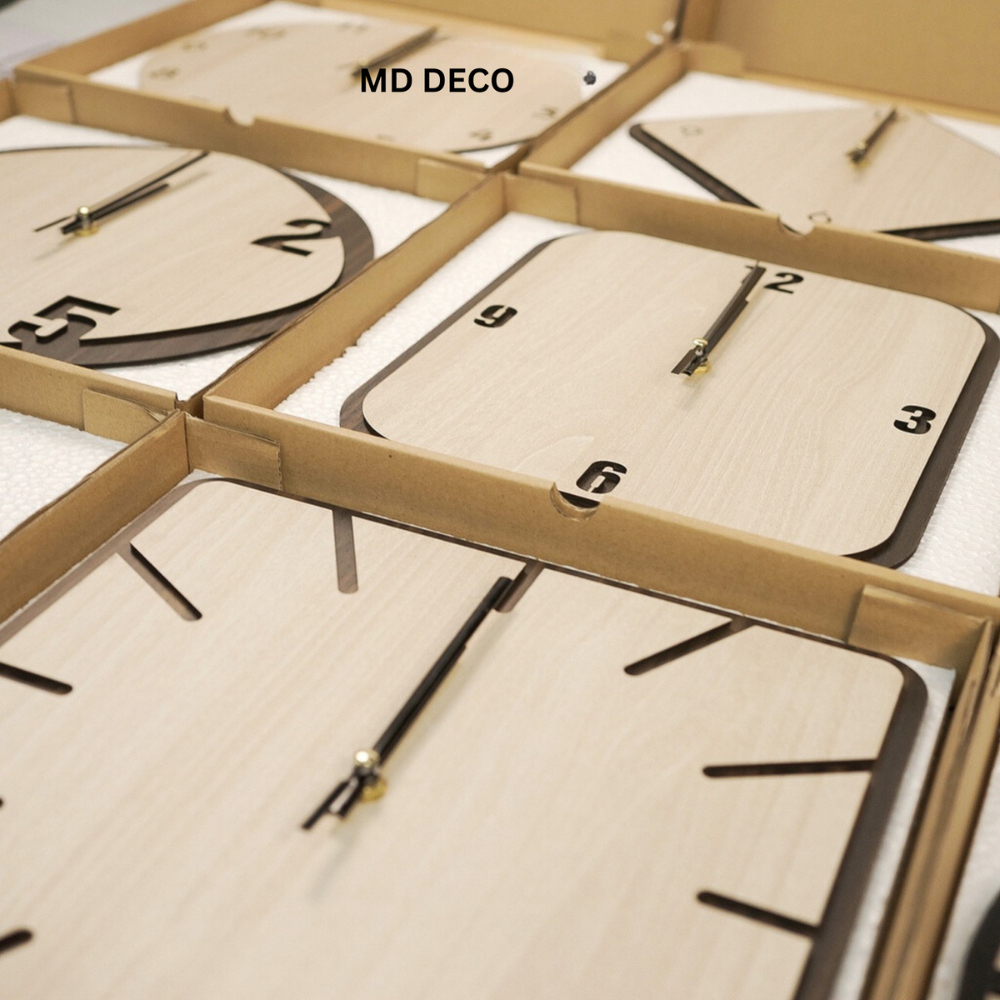 Đồng hồ gỗ treo tường quartz cao cấp tinh tế kim trôi