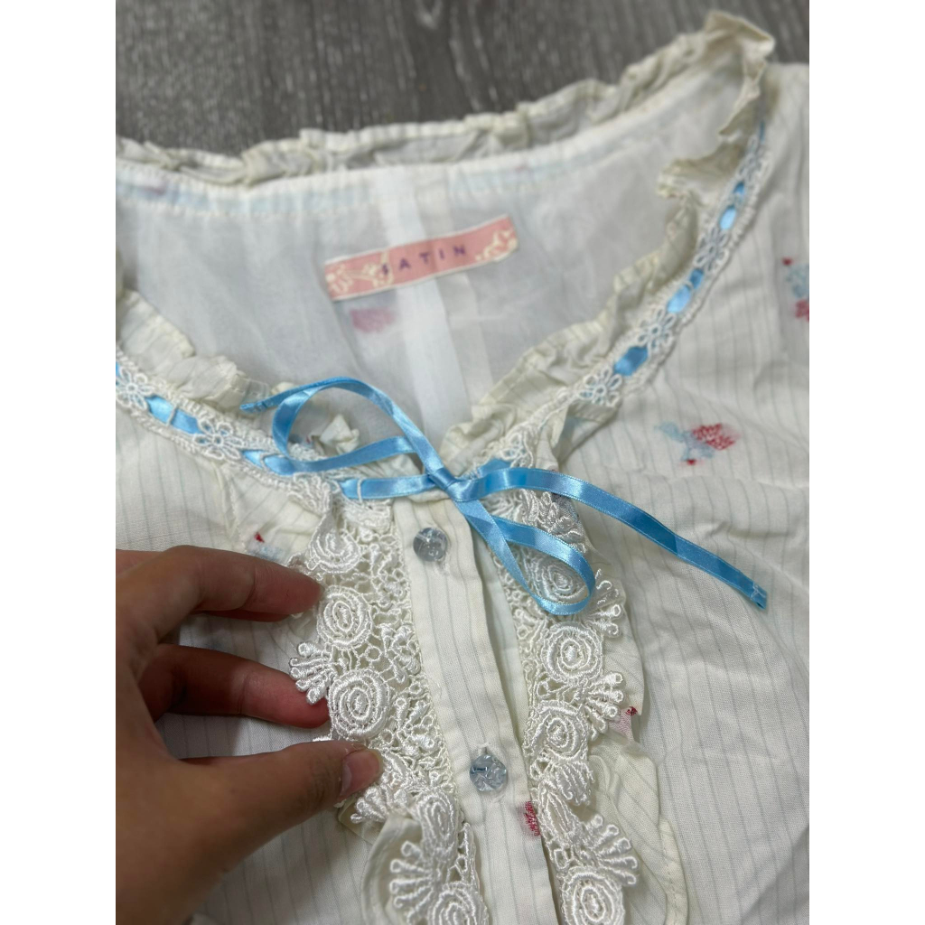 Áo 2hand phong cách coquette