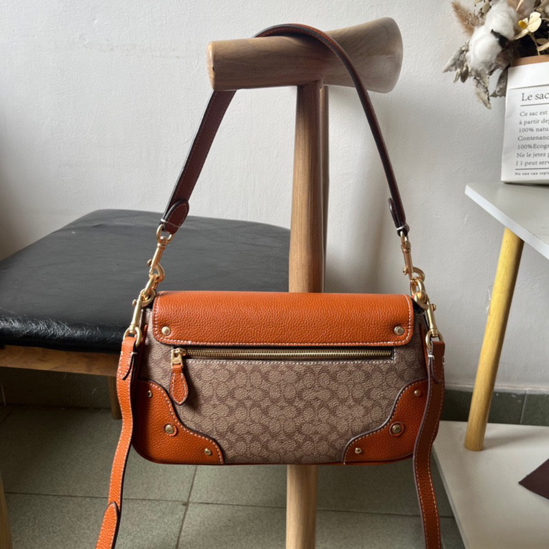 Túi coach millie kẹp nách