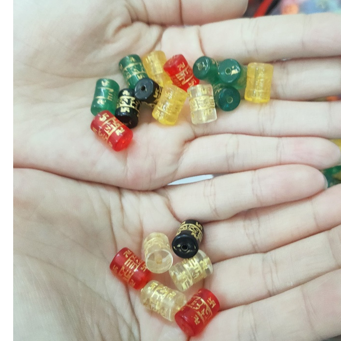10 viên hạt lu thống nhựa hình trụ nhiều màu có khắc chữ size 8x12mm