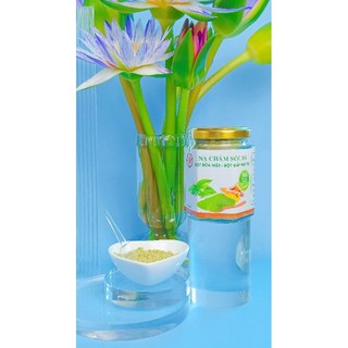Mặt nạ Hoài Nguyễn