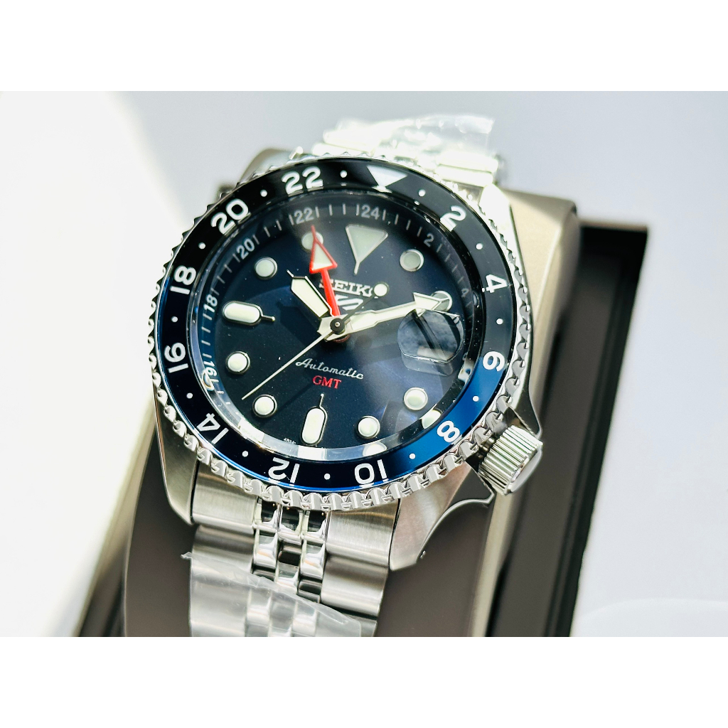 Đồng hồ nam dây thép Seiko 5 Automatic GMT SDX Batman SSK001K1