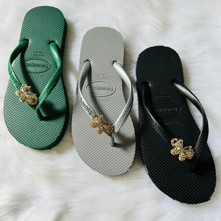 Dép xốp Thái, dép kẹp nữ siêu rẻ gắn charm bướm cạnh hình bướm cánh hoa