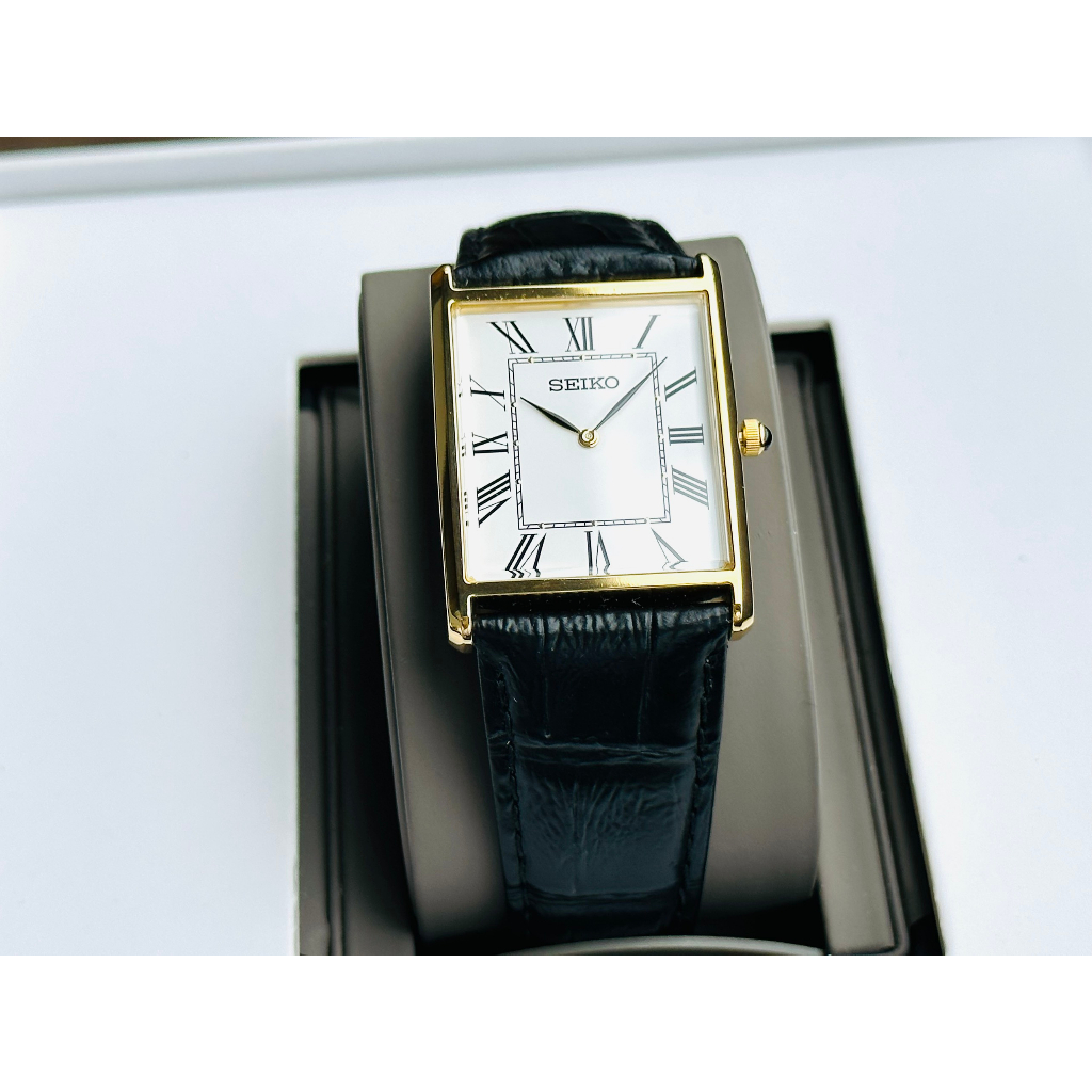 Đồng hồ nam dây da Seiko Tank SWR052