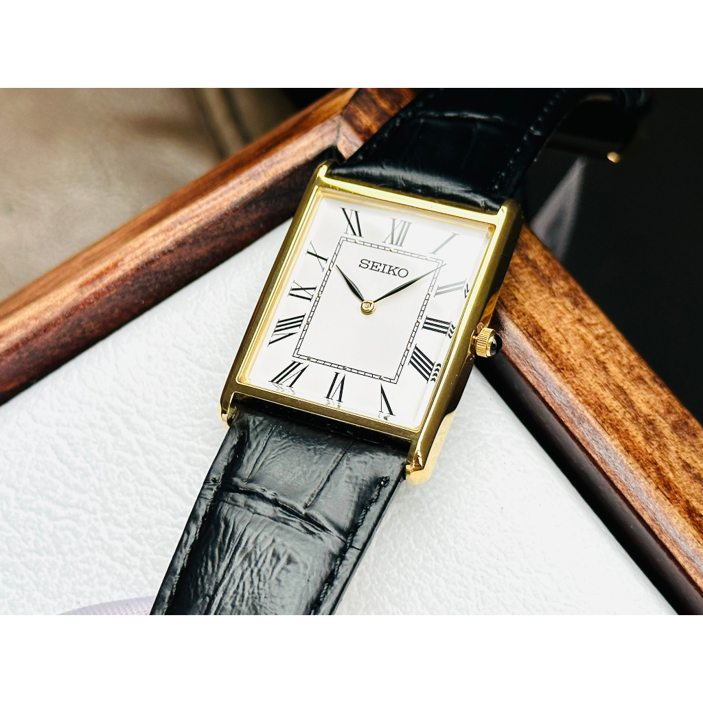 Đồng hồ nam dây da Seiko Tank SWR052