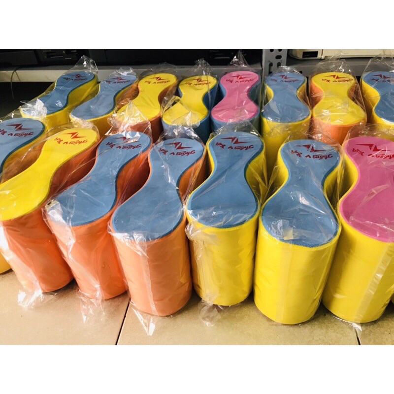 phao số 8 tập bơi( phao kẹp đùi)