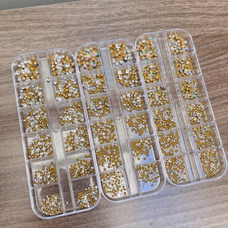 Set đá khối chân nhọn đính móng tay đủ size màu trắng và xà cừ AB