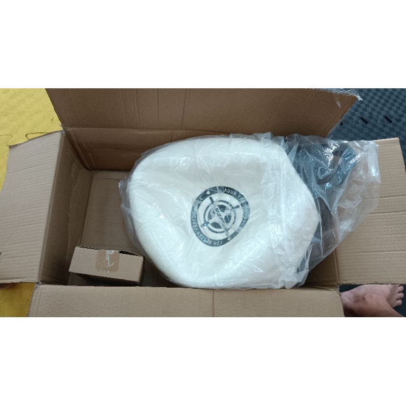 Banh nước size to và size nhỏ để lách né