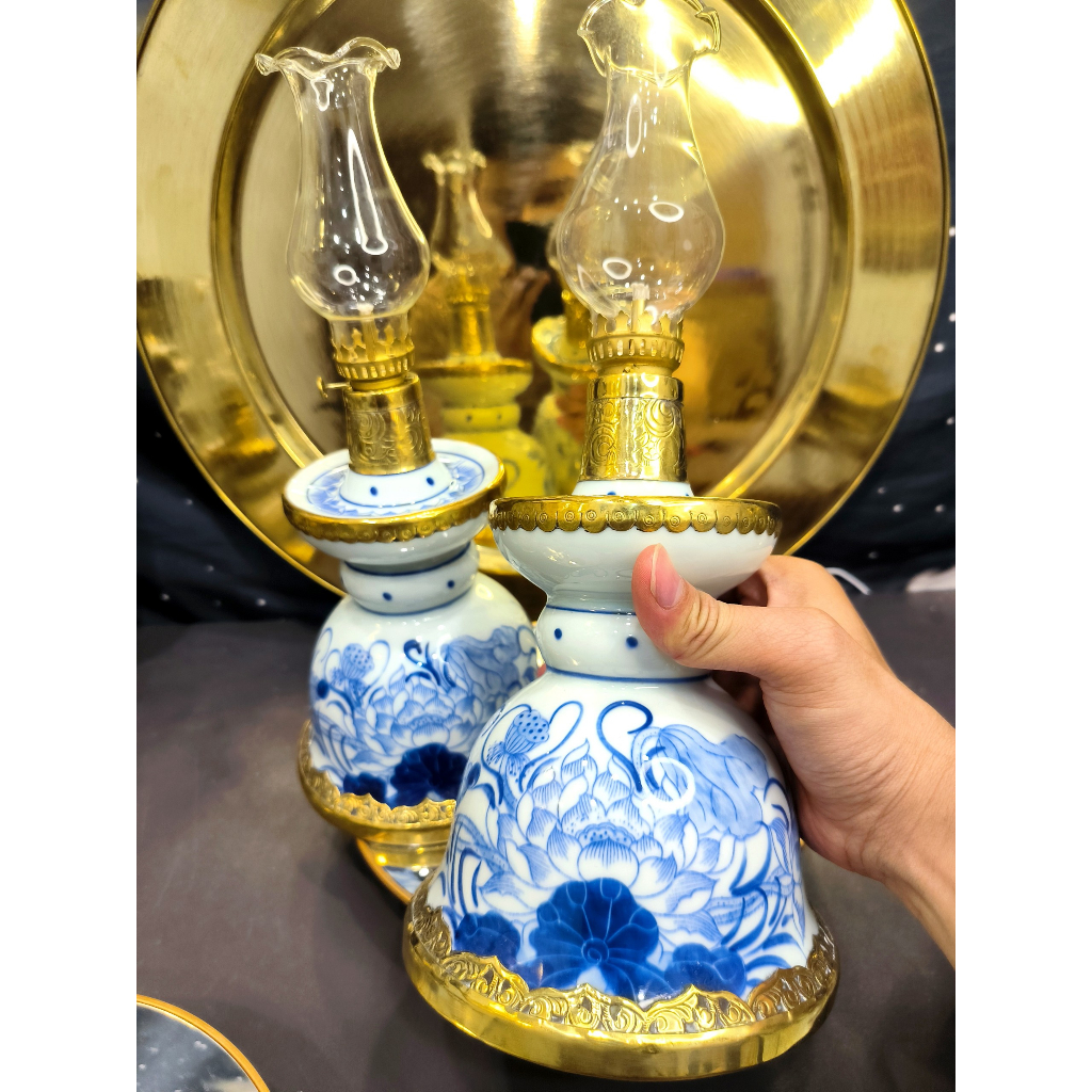Đèn Dầu Tháp Bút Vẽ Họa Tiết Hoa Sen Cao Cấp Bầu 14cm
