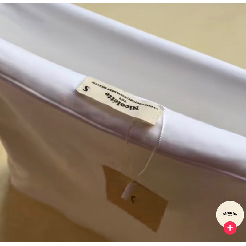 Set the nicolettehouse