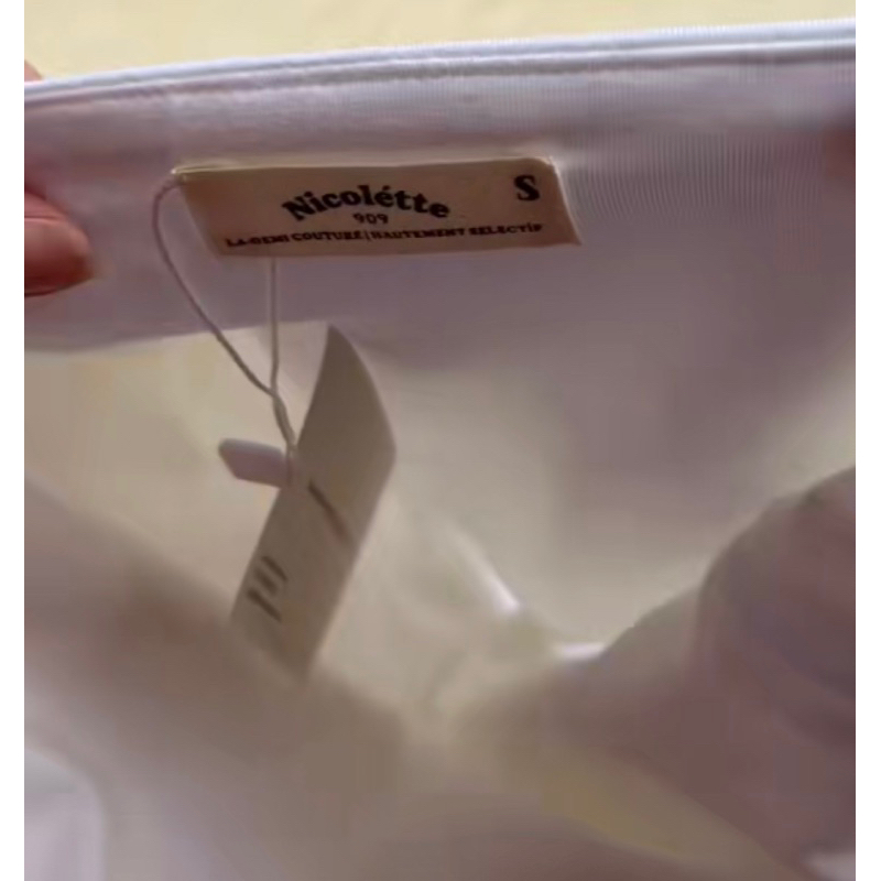 Set the nicolettehouse