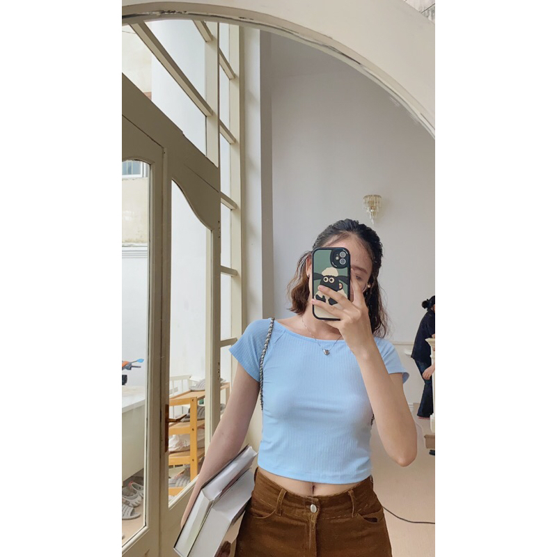 Áo thun crotop hở lưng - Gabby
