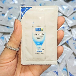 Dung dịch dưỡng ẩm Hadalabo gói 4ml