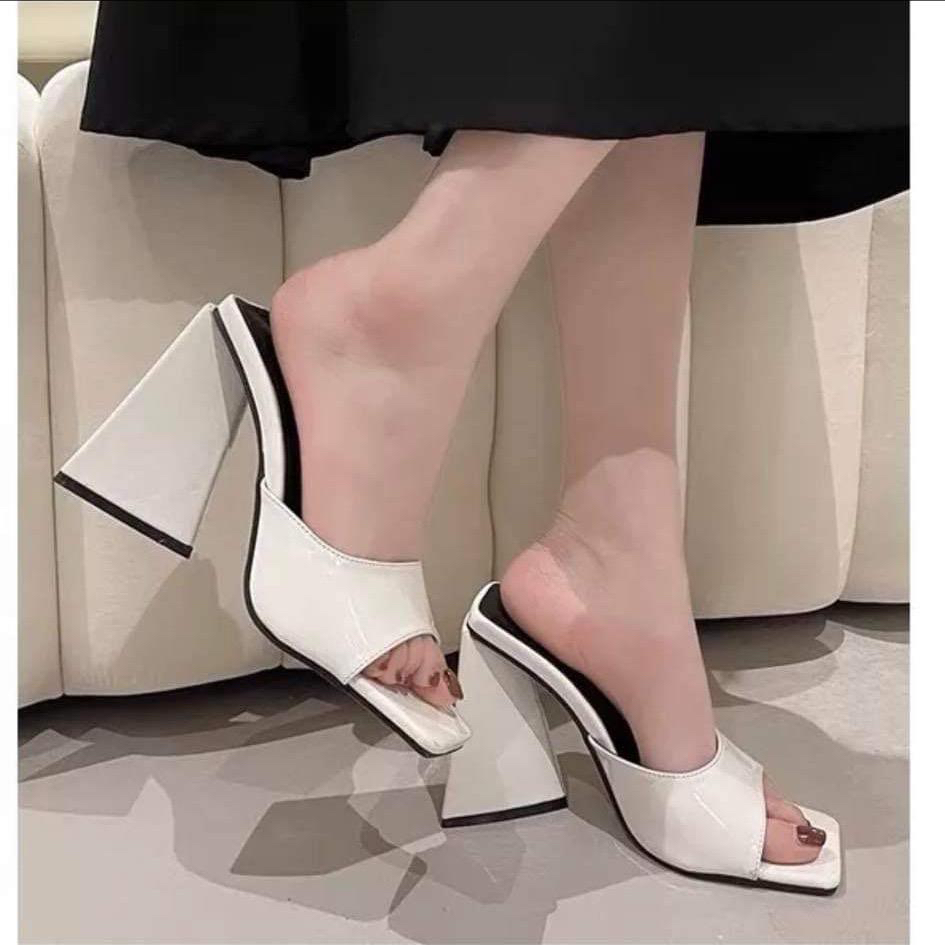 Giày Cao Gót Tam Giác Kiểu Cao 8cm , Quai Ngang Trơn Có Big Size 40-45 Mũi Tròn Mũi Vuông