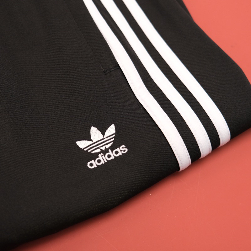 Quần Short Thể Thao Nam Adidas Originals Track Short - Đen / Navy