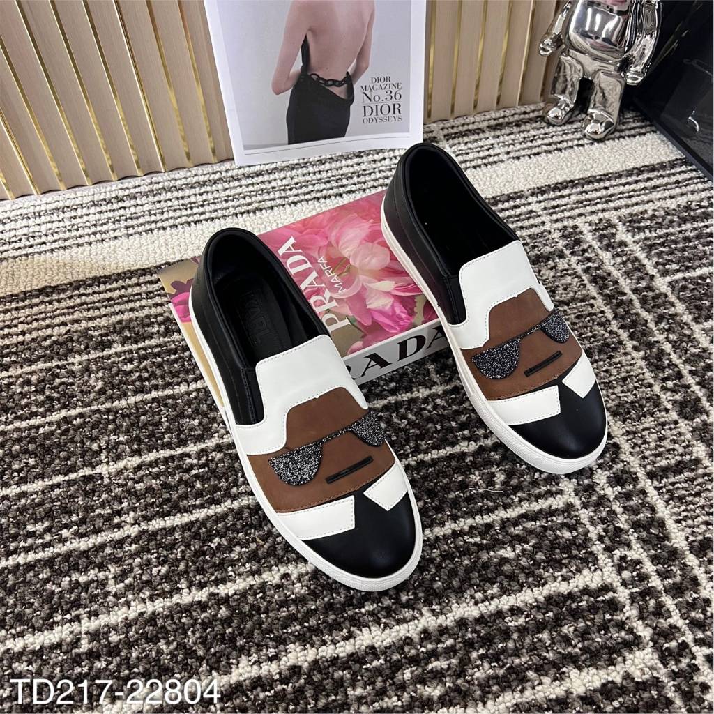 Giày Slipon Fen.di Nam Thêu Hình Cực Đẹp - Giày Slipon Nam Fen.di Thêu Hình Cực Chất