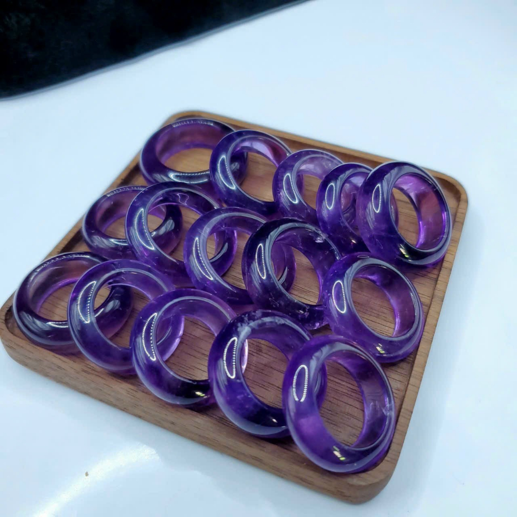 Nhẫn ưu linh trắng ,mã não hoa, ưu linh vàng và đỏ,thach anh dâu đỏ và dâu tây xanh - Kèm hộp khi mua