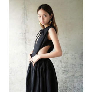Váy poplin cotton hở eo Midnight