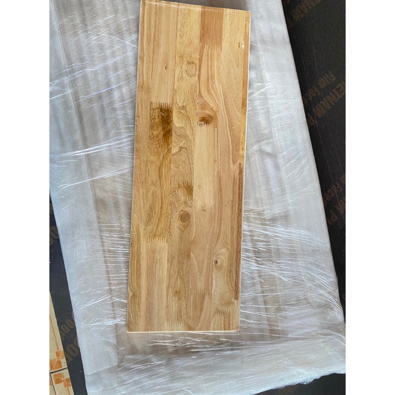 150x300x18Mm Tấm ván gỗ cao su phủ bóng dày 18mm làm kệ có cắt theo kích thước yêu cầu