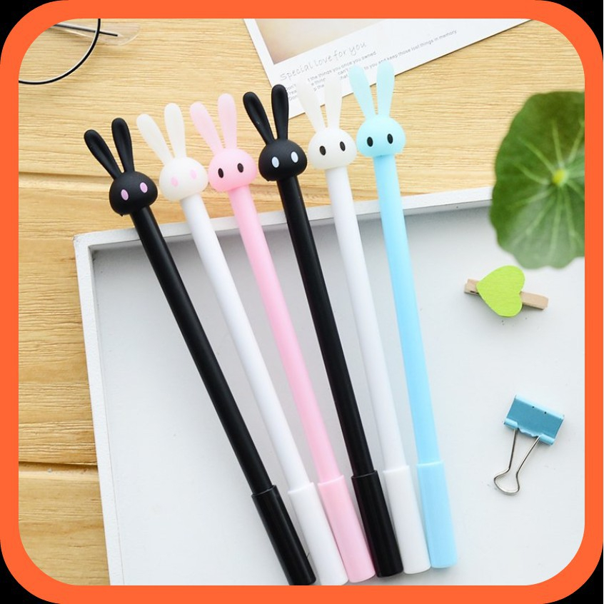 Bút Bi Nước Mực Gel Màu Đen Nhiều Mẫu Hoạt Hình Dễ Thương Cute - STBooks