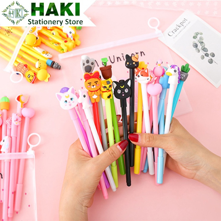 Bút Bi Nước Mực Gel Màu Đen Nhiều Mẫu Hoạt Hình Dễ Thương Cute - STBooks