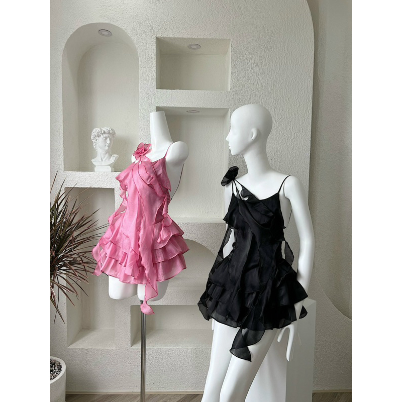 Đầm tua rua đính hoa voan