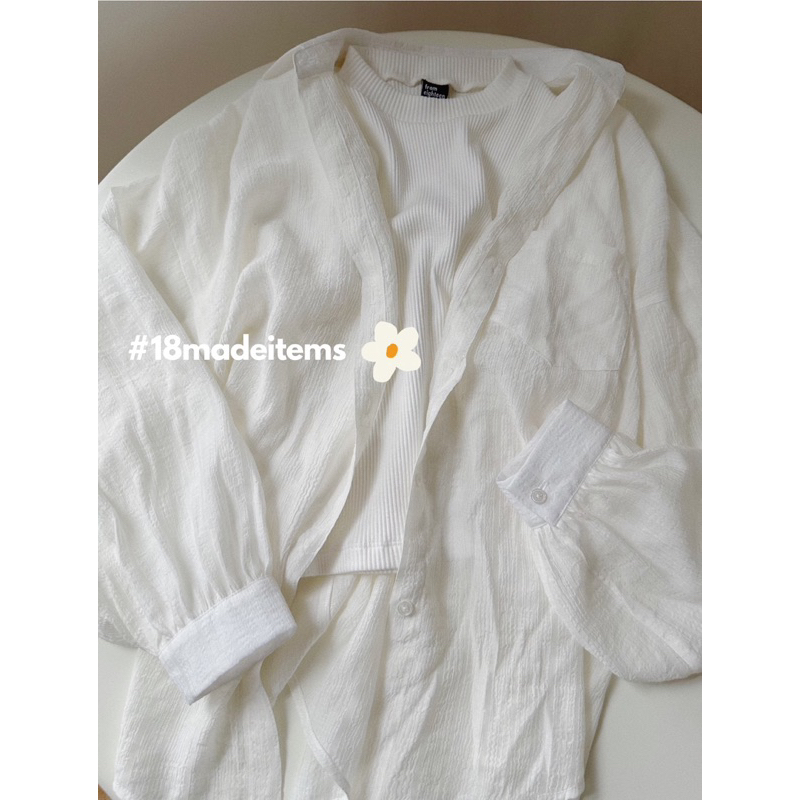 Áo sơ mi oversize Luna 18made ✿ 𝐁𝐲 𝐄𝐢𝐠𝐡𝐭𝐞𝐞𝐧 𝐀𝐠𝐚𝐢𝐧